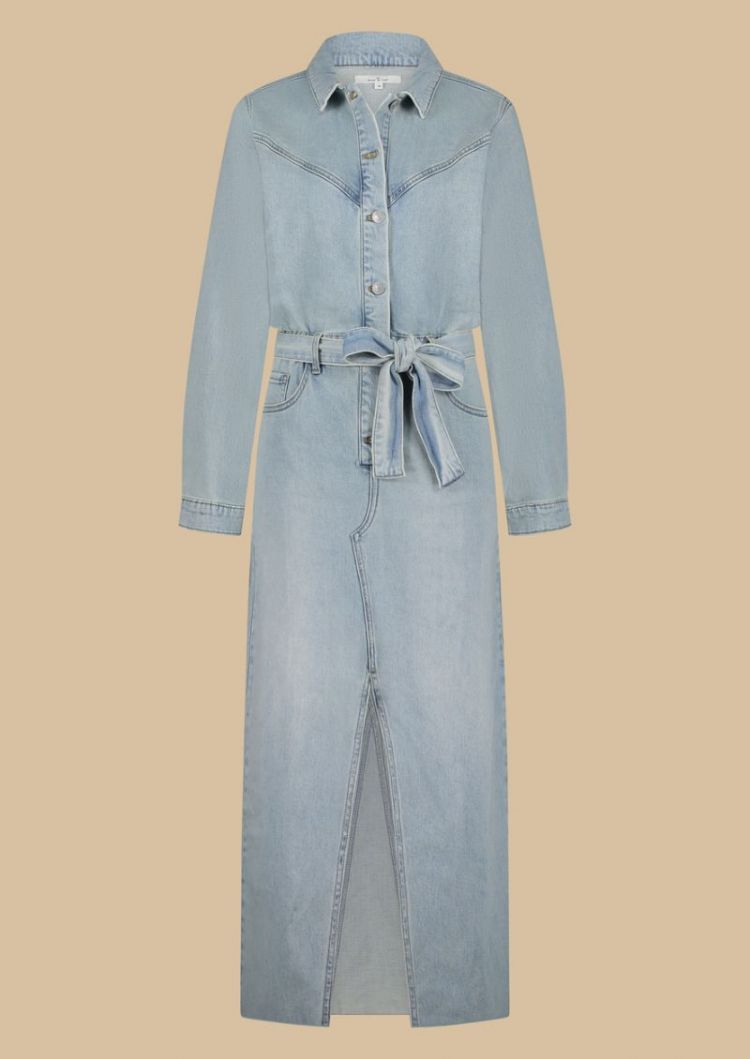  PARISIAN BLUE