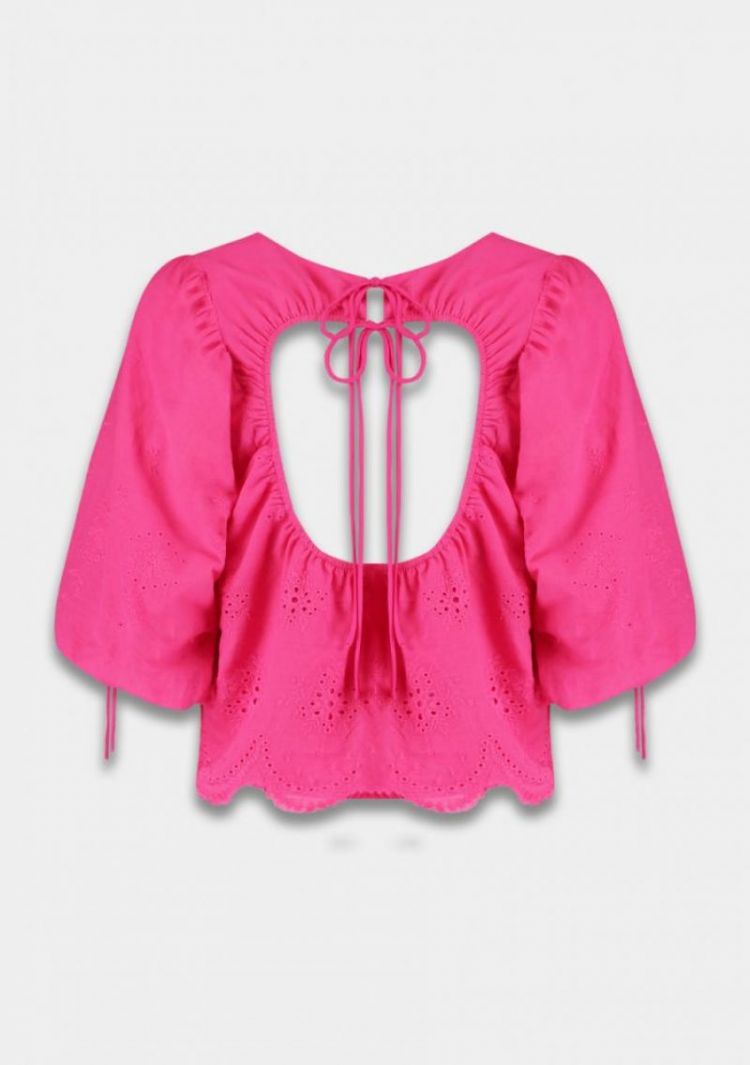  HOT PINK