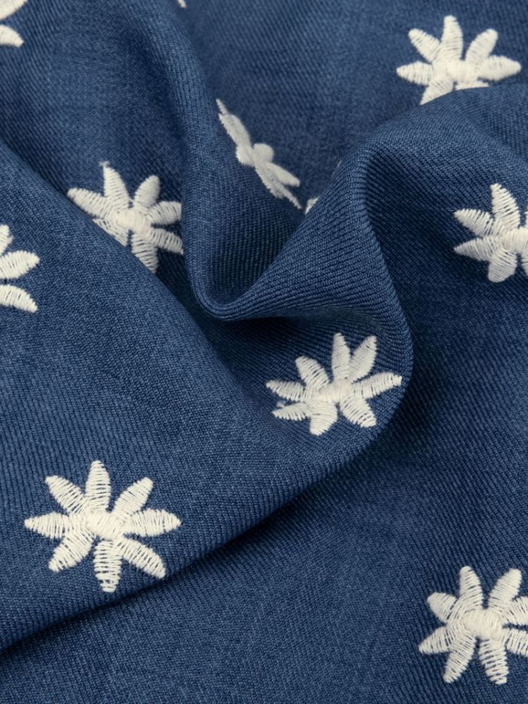  DENIM BLUE