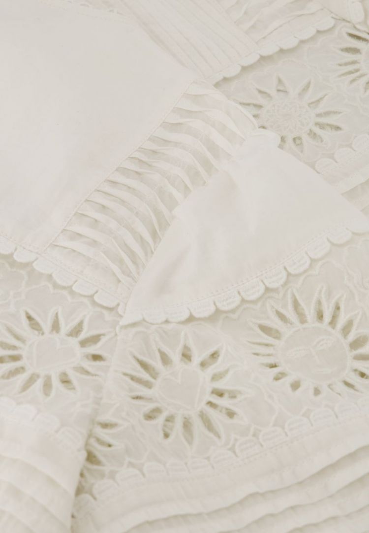  COSY WHITE