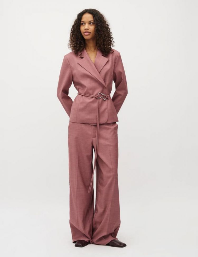  ROSEBROWN