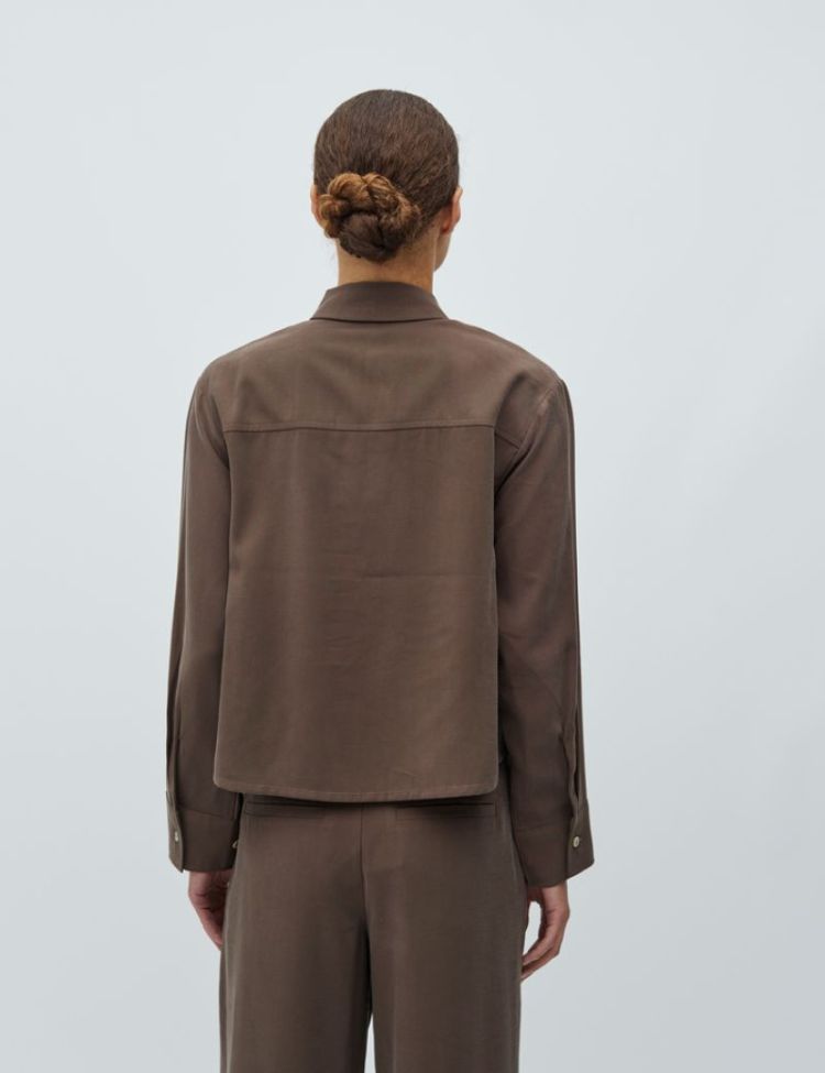  CHOCOLATE BROWN