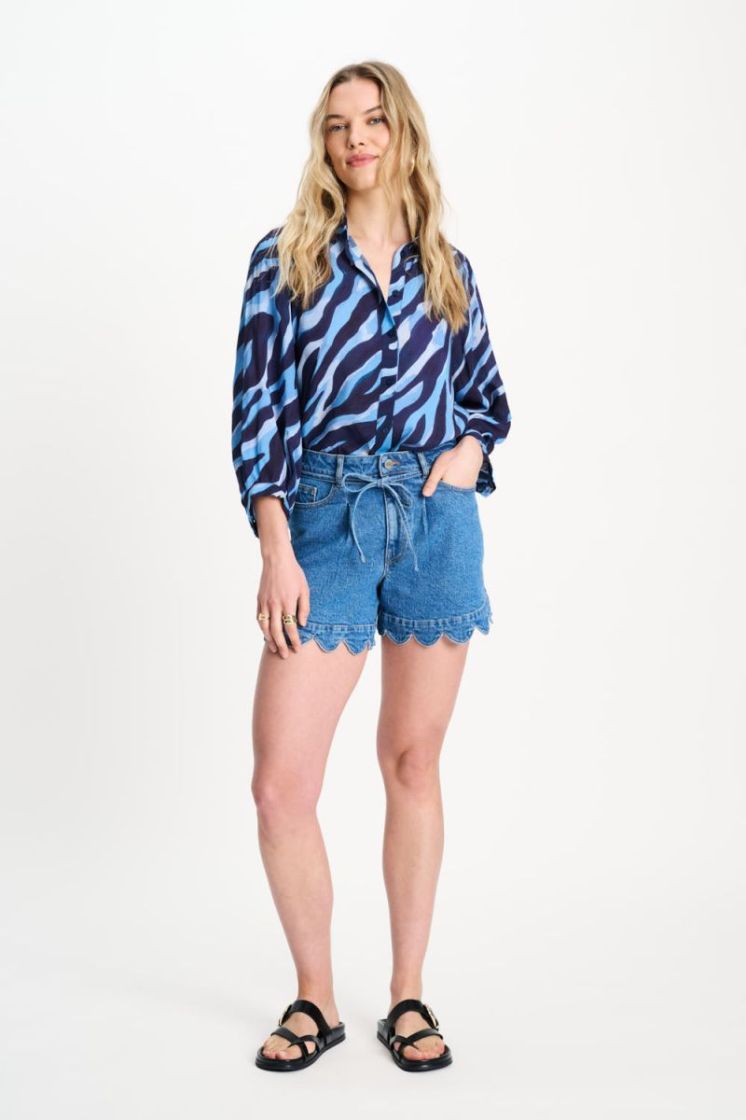  DENIM