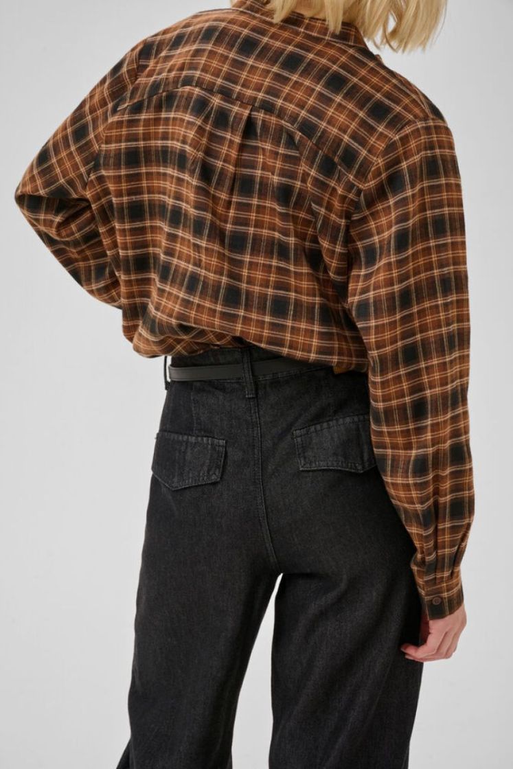  BLACK WASH