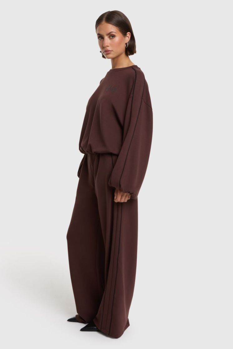  WARM BROWN